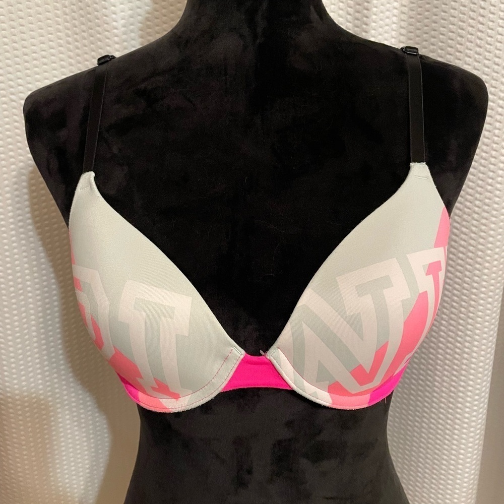 PINK Victoria’s Secret Multicolored Wear Everywhere T-shirt Lightly Lined 34B